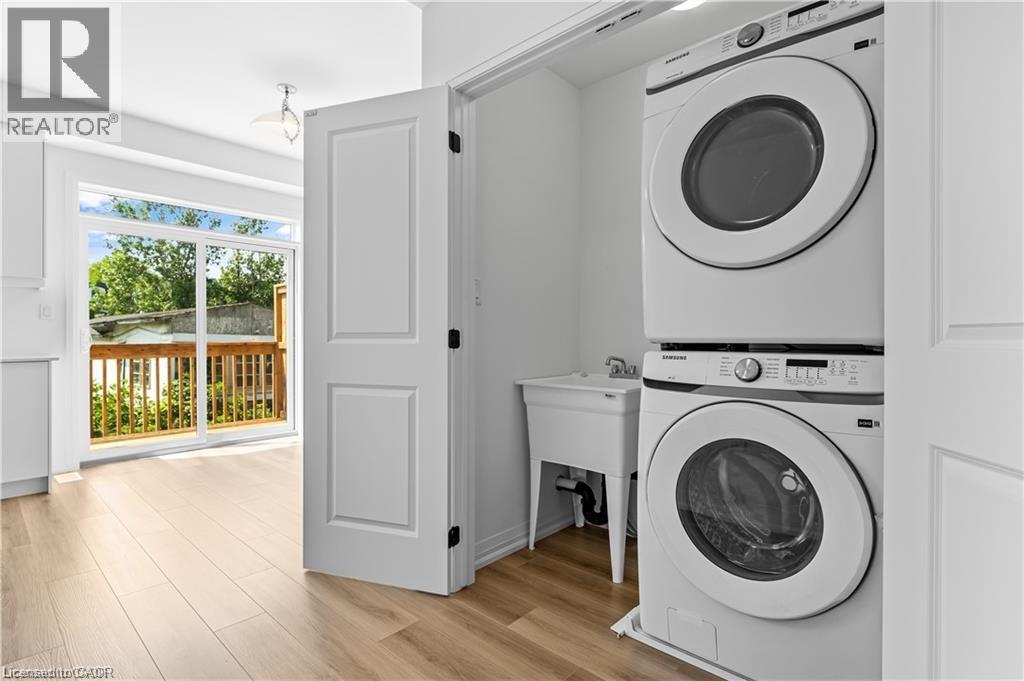 Photo 8 of 4040 Mountain Street Unit 60, Beamsville ON