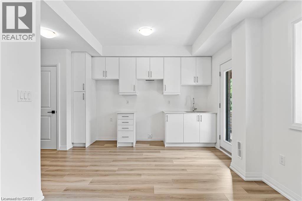 Photo 21 of 4040 Mountain Street Unit 60, Beamsville ON
