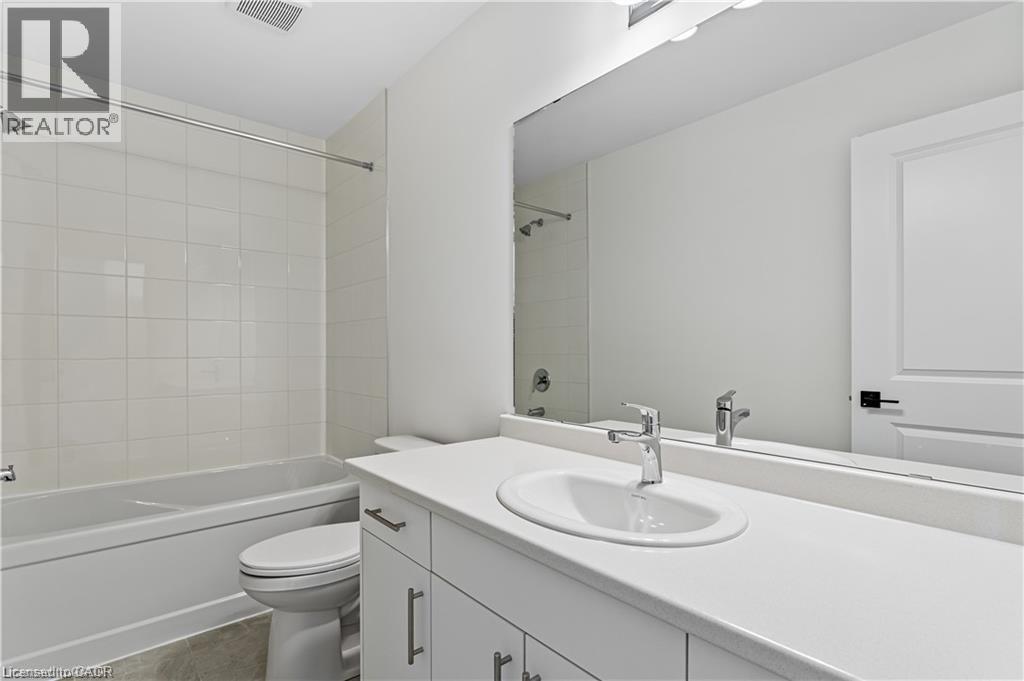 Photo 15 of 4040 Mountain Street Unit 60, Beamsville ON