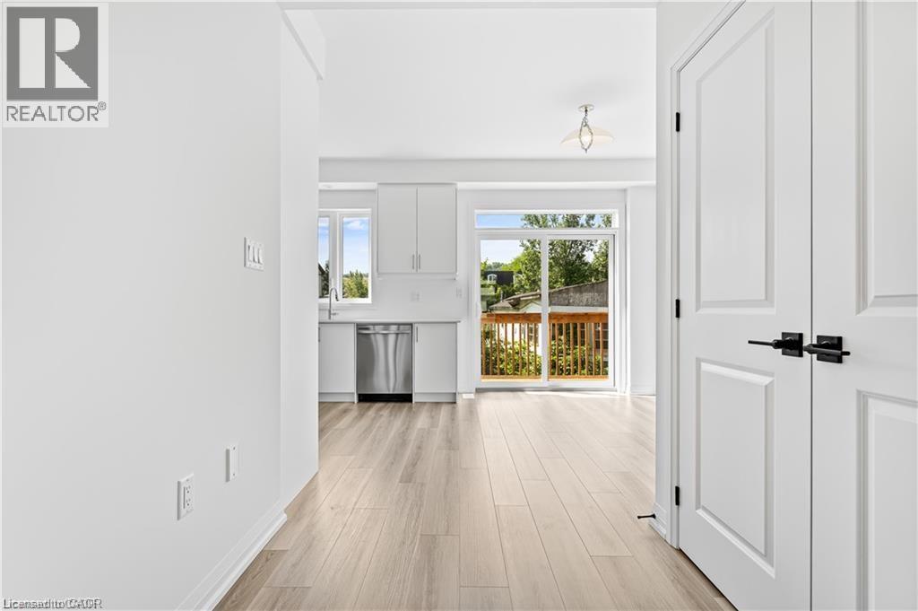 Photo 7 of 4040 Mountain Street Unit 60, Beamsville ON