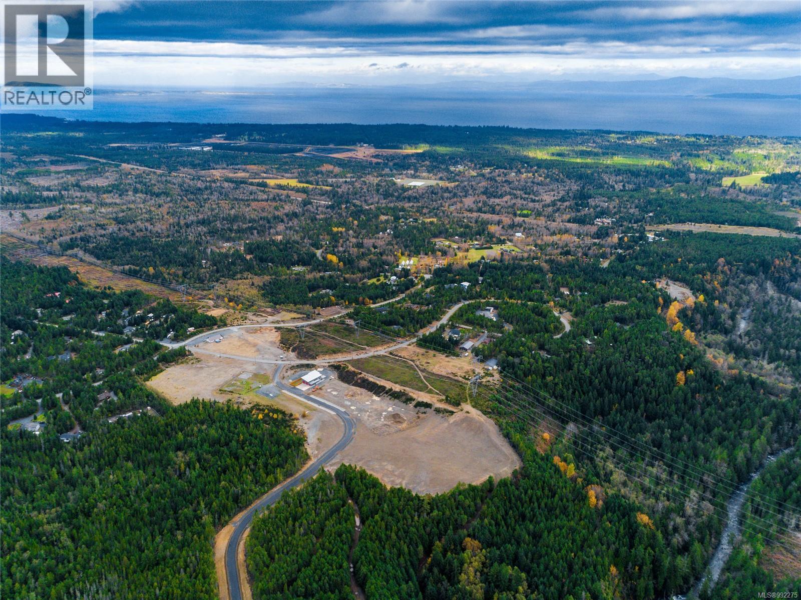 Photo 6 of 5 Ashling Rd, Qualicum Beach BC
