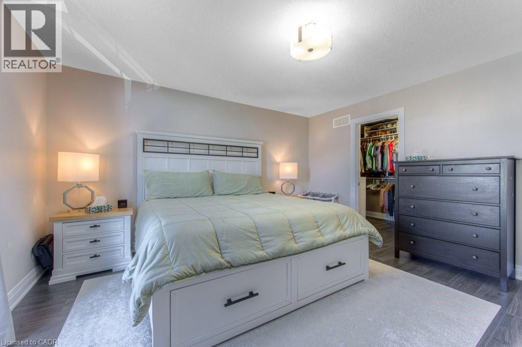 Photo 24 of 302 Ginseng Street, Waterloo ON