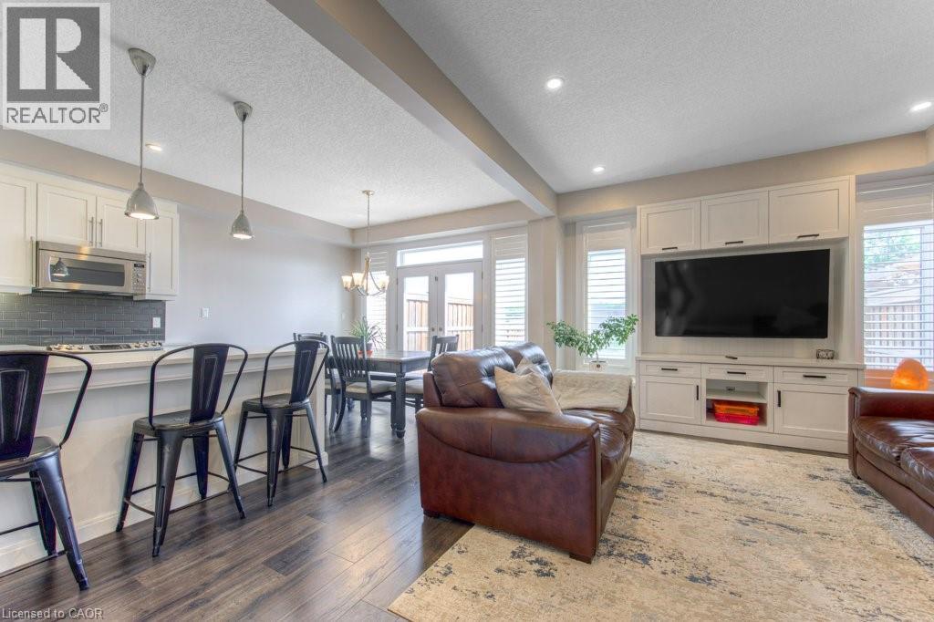 Photo 8 of 302 Ginseng Street, Waterloo ON