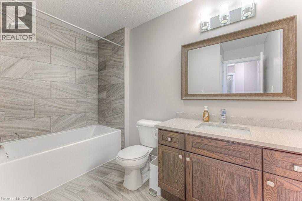 Photo 31 of 302 Ginseng Street, Waterloo ON