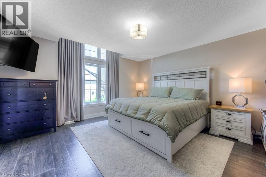Photo 23 of 302 Ginseng Street, Waterloo ON