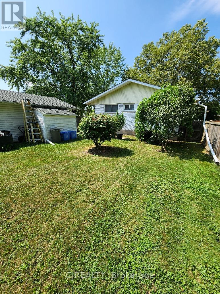 Photo 10 of 4132 Campbell Avenue, Niagara Falls ON