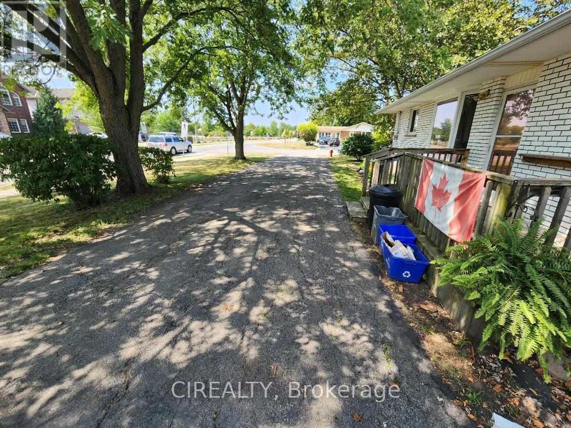 Photo 14 of 4132 Campbell Avenue, Niagara Falls ON