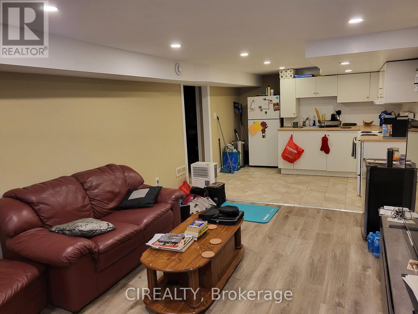 Photo 3 of 4132 Campbell Avenue, Niagara Falls ON