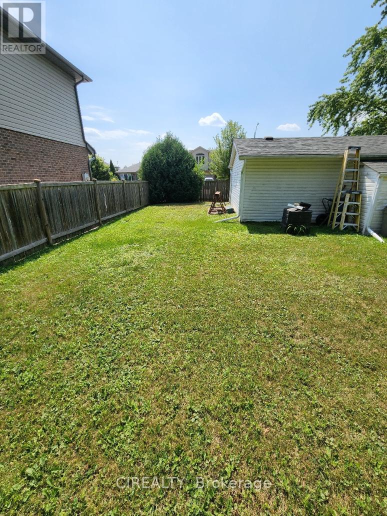 Photo 9 of 4132 Campbell Avenue, Niagara Falls ON