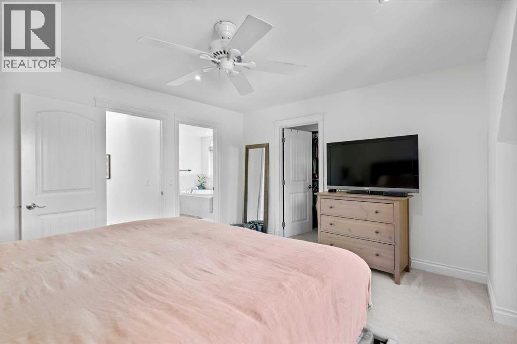 Single Family House for Sale in   Street NW Parkdale Calgary 