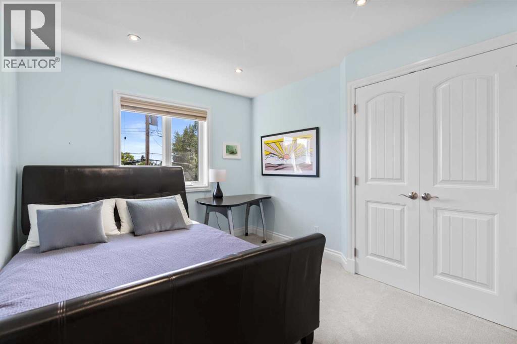 Single Family House for Sale in   Street NW Parkdale Calgary 