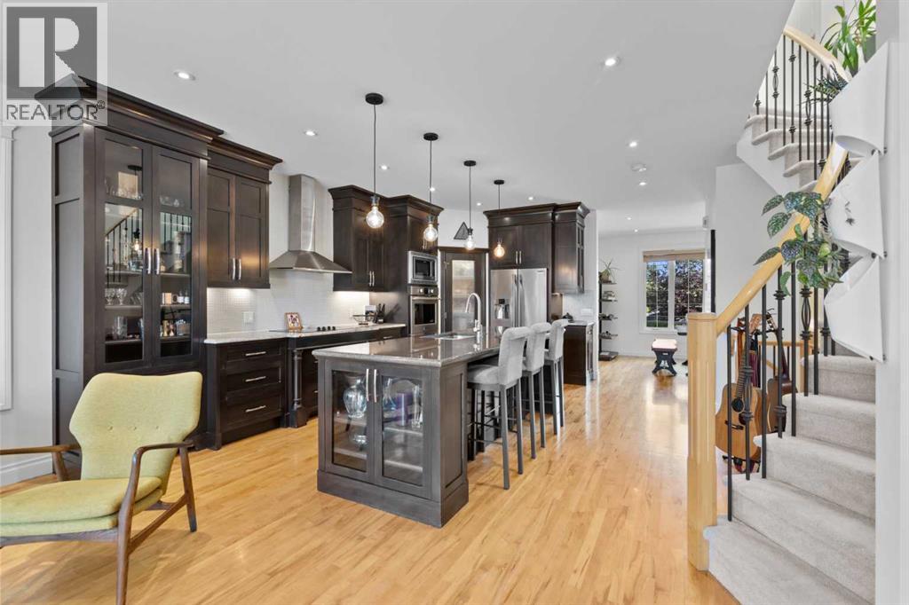 Single Family House for Sale in   Street NW Parkdale Calgary 