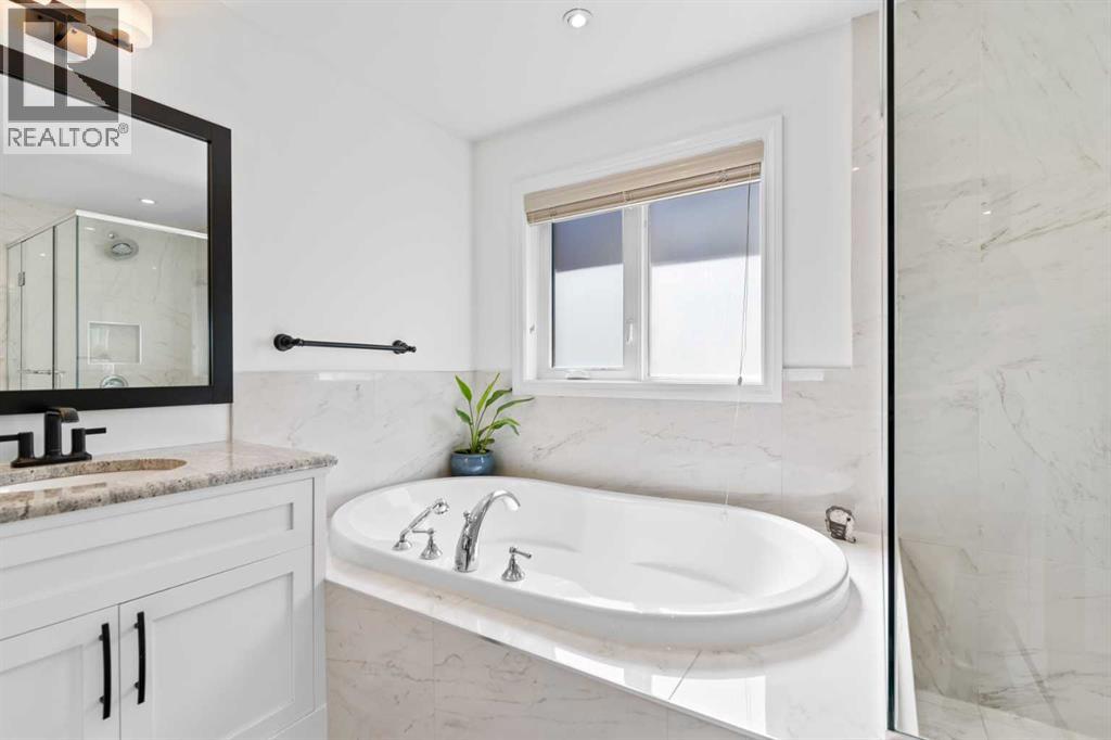 Single Family House for Sale in   Street NW Parkdale Calgary 