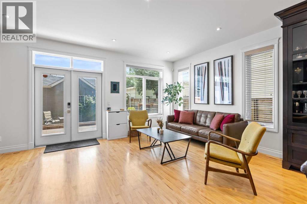 Single Family House for Sale in   Street NW Parkdale Calgary 