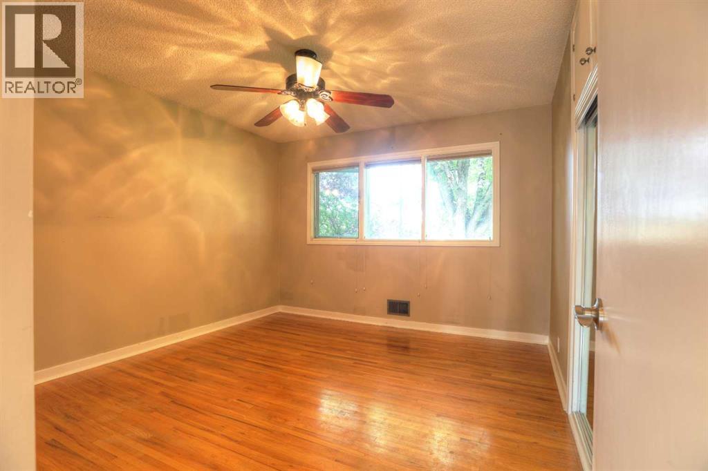 Single Family House Bungalow for Sale in  B Street NW Parkdale Calgary 