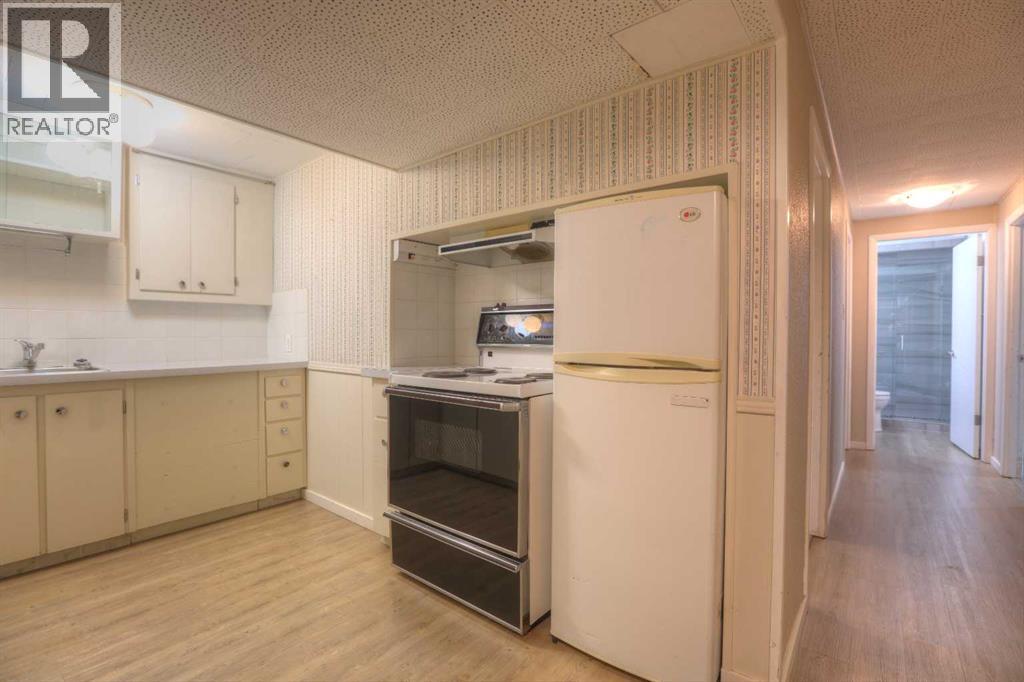 Single Family House Bungalow for Sale in  B Street NW Parkdale Calgary 