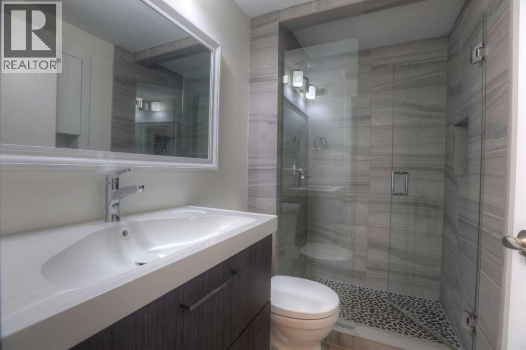 Single Family House Bungalow for Sale in  B Street NW Parkdale Calgary 