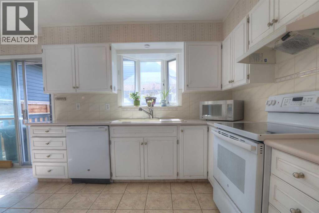Single Family House Bungalow for Sale in  B Street NW Parkdale Calgary 