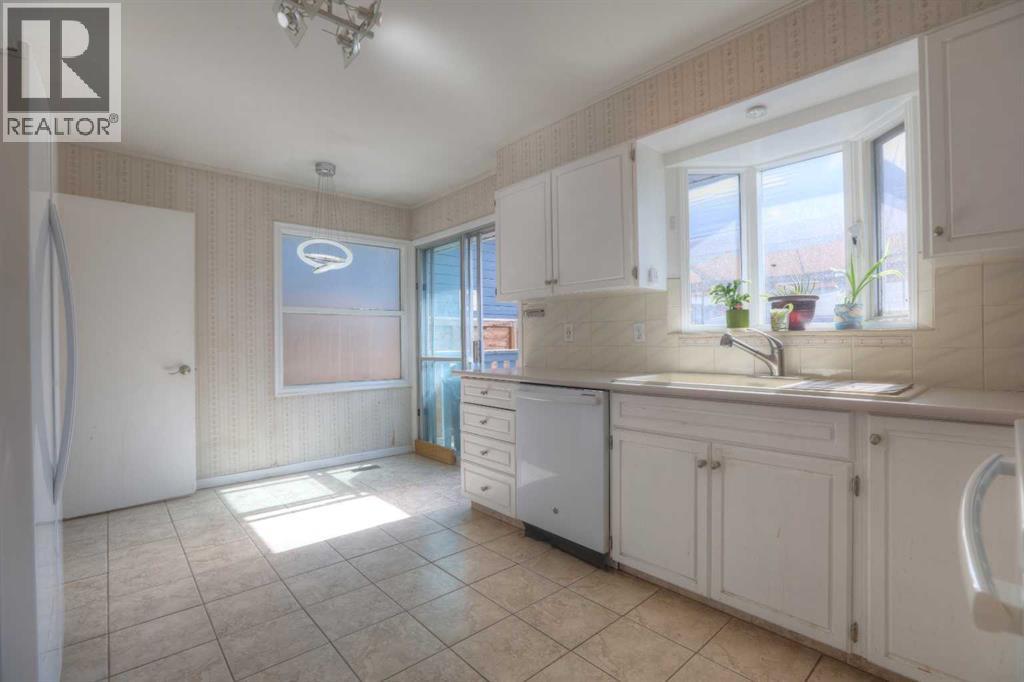 Single Family House Bungalow for Sale in  B Street NW Parkdale Calgary 