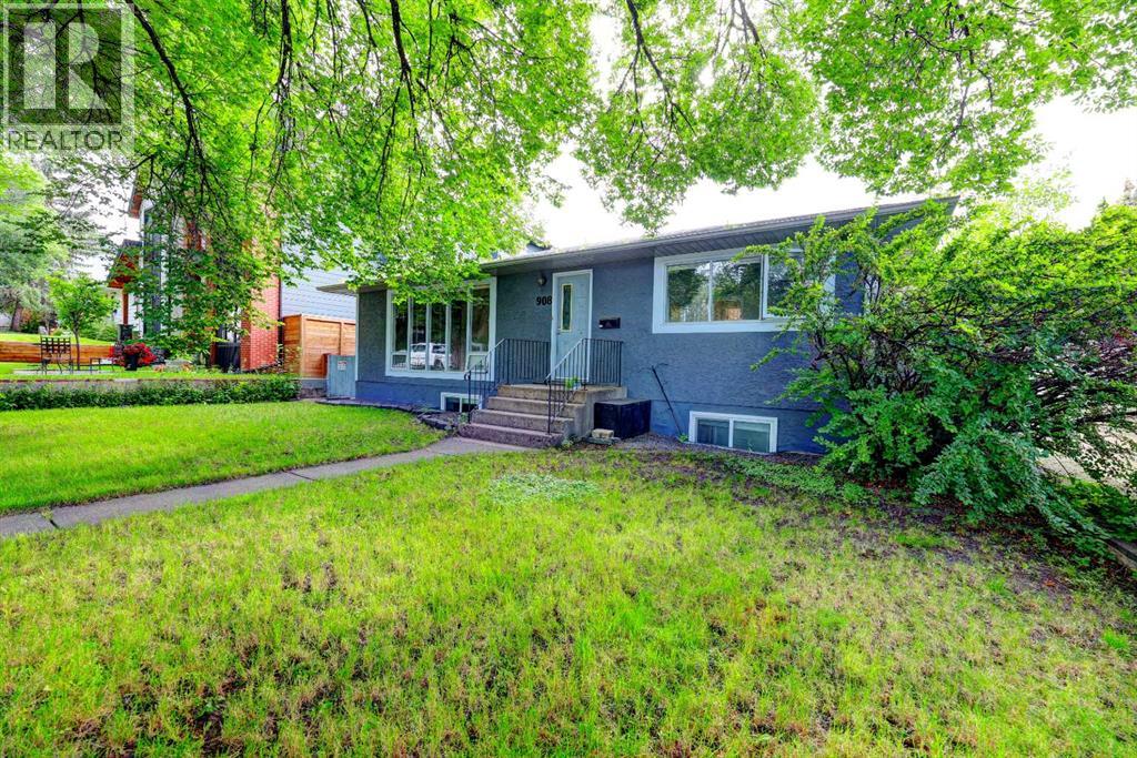 Single Family House Bungalow for Sale in  B Street NW Parkdale Calgary 