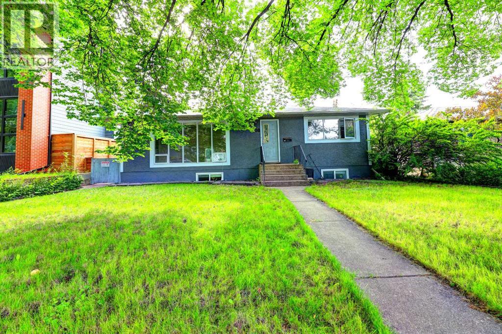908 36B Street NW, Calgary, Alberta