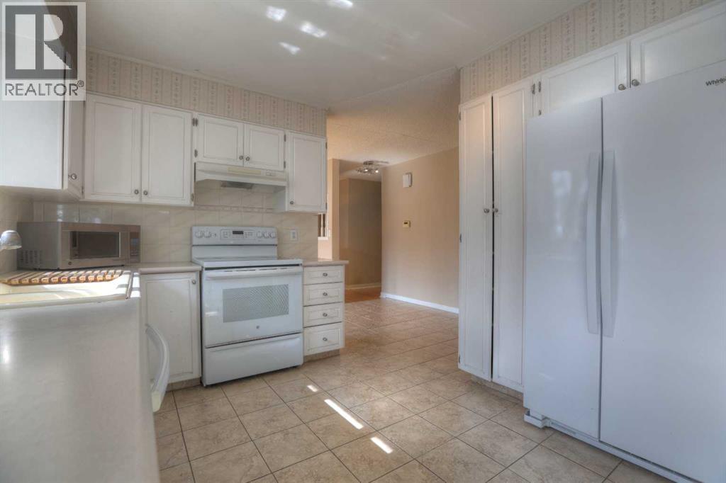 Single Family House Bungalow for Sale in  B Street NW Parkdale Calgary 