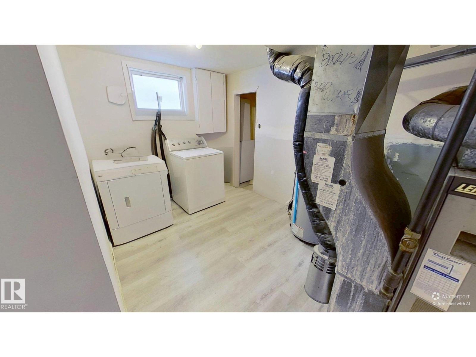 Photo 20 of 10627 76 Av Nw, Edmonton AB