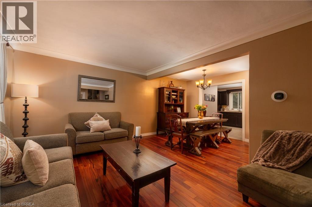 Photo 30 of 58 Kinnard Road, Brantford ON