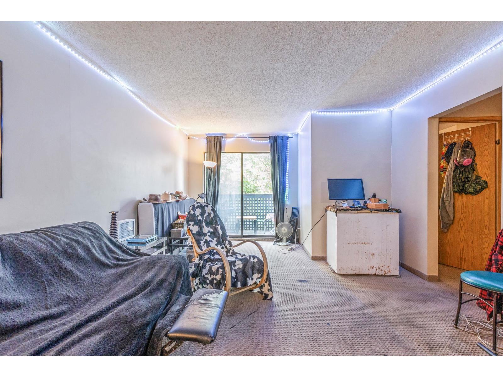 Photo 13 of 313 5906 176 A Street, Surrey BC