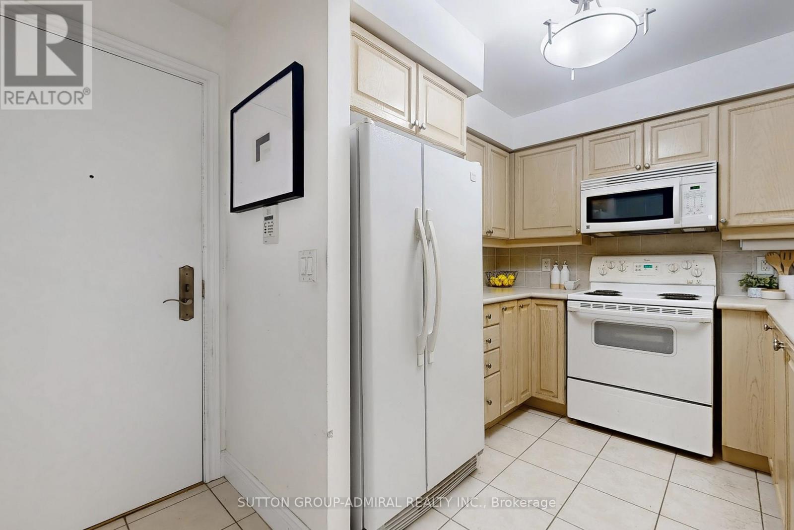 Photo 16 of 708 880 Grandview Way, Toronto ON
