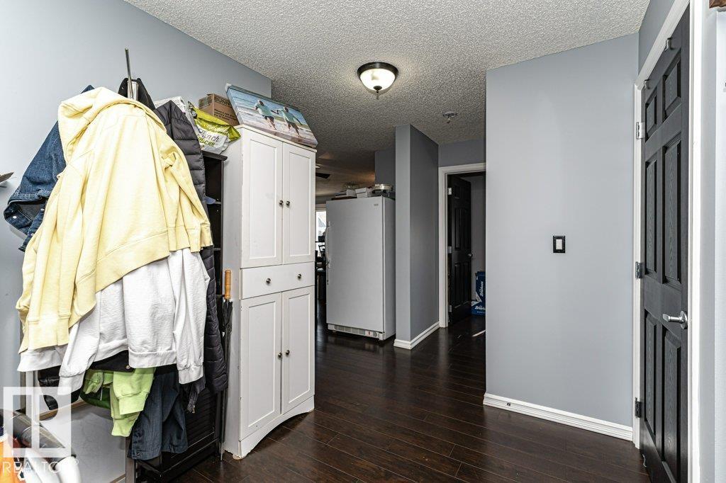 Photo 6 of 402 13830 150 Av Nw, Edmonton AB