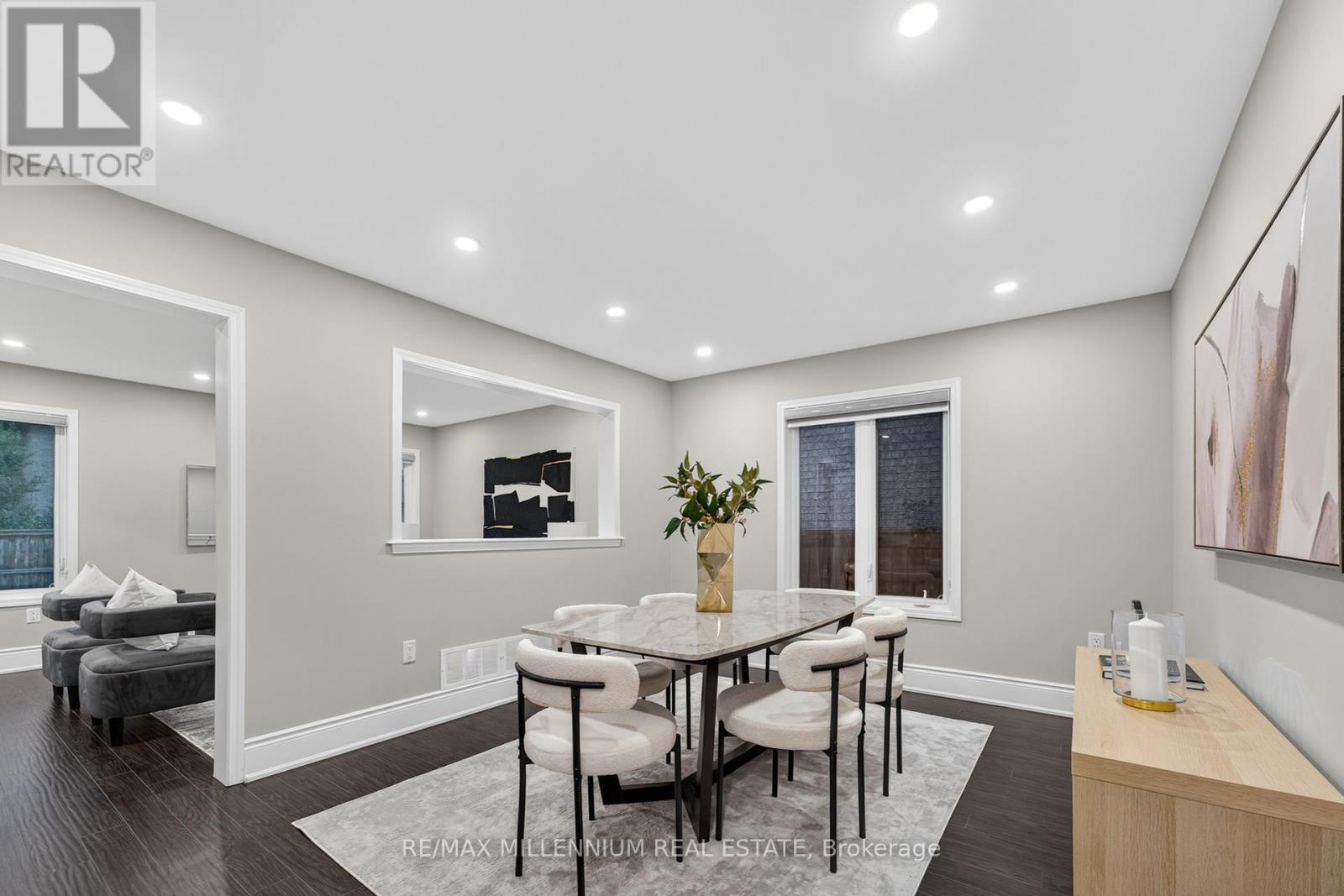 Photo 7 of 66 Armstrong Crescent, Bradford West Gwillimbury ON