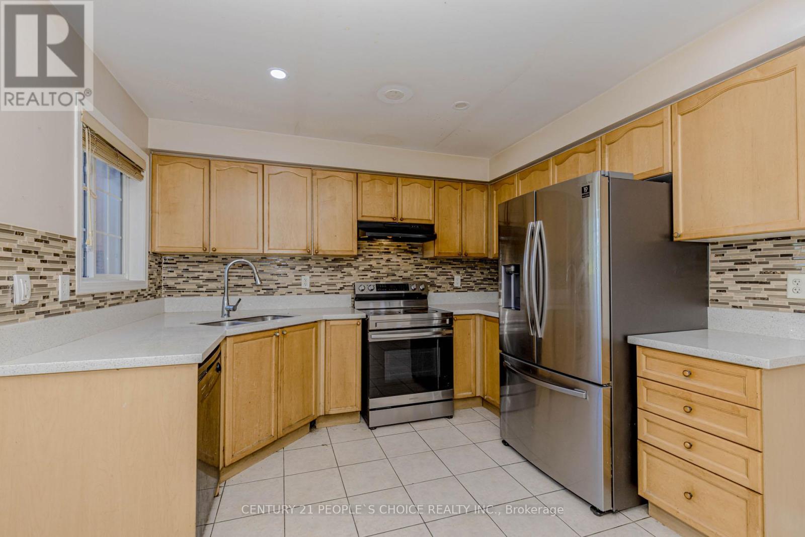 Photo 12 of 57 Herdwick Street, Brampton ON