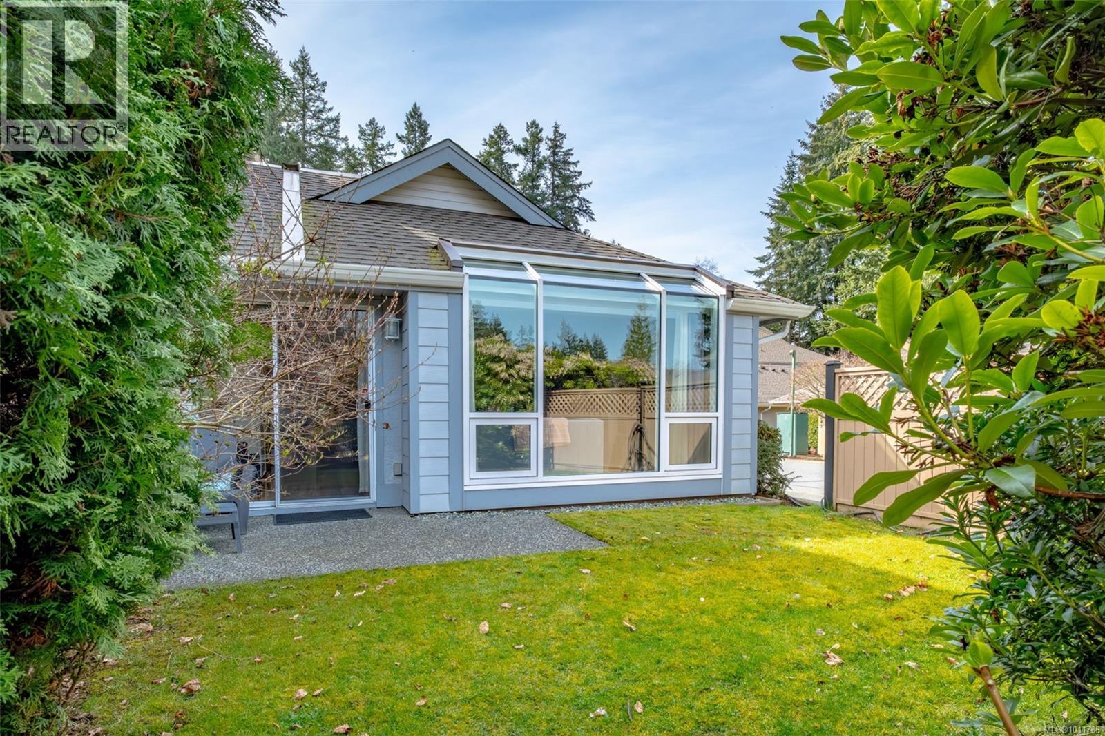 Photo 28 of 6027 Jakes Pl, Nanaimo BC