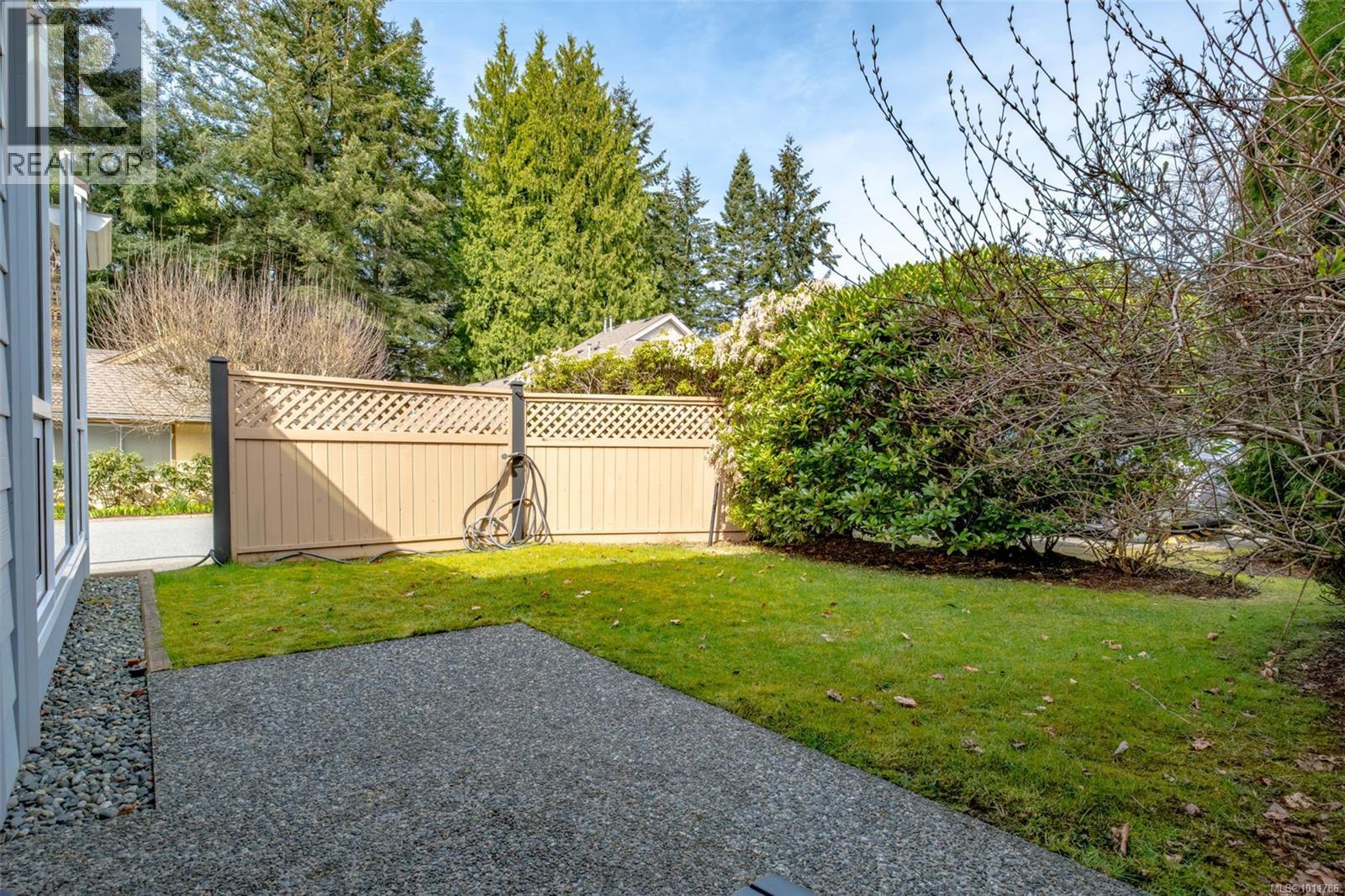 Photo 31 of 6027 Jakes Pl, Nanaimo BC