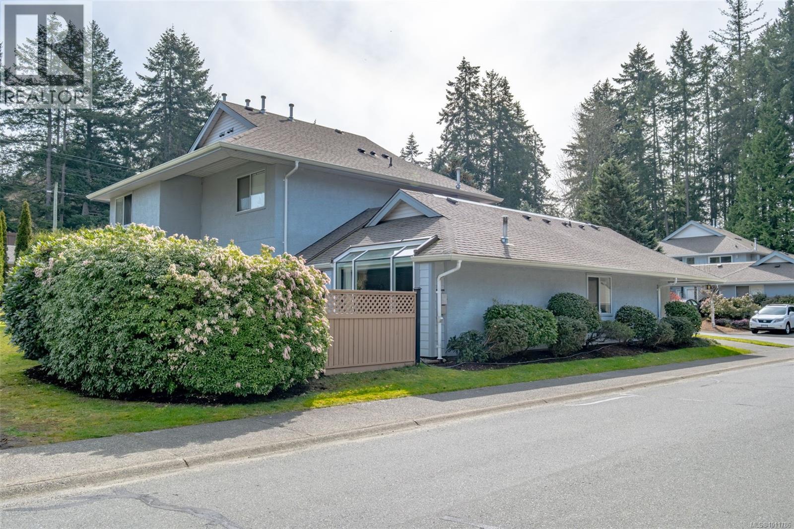 Photo 35 of 6027 Jakes Pl, Nanaimo BC