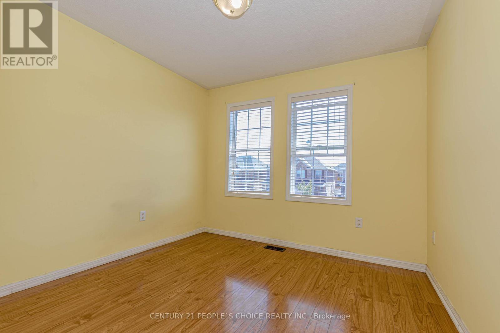 Photo 27 of 57 Herdwick Street, Brampton ON
