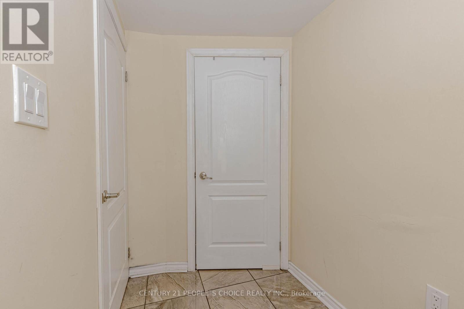 Photo 29 of 57 Herdwick Street, Brampton ON