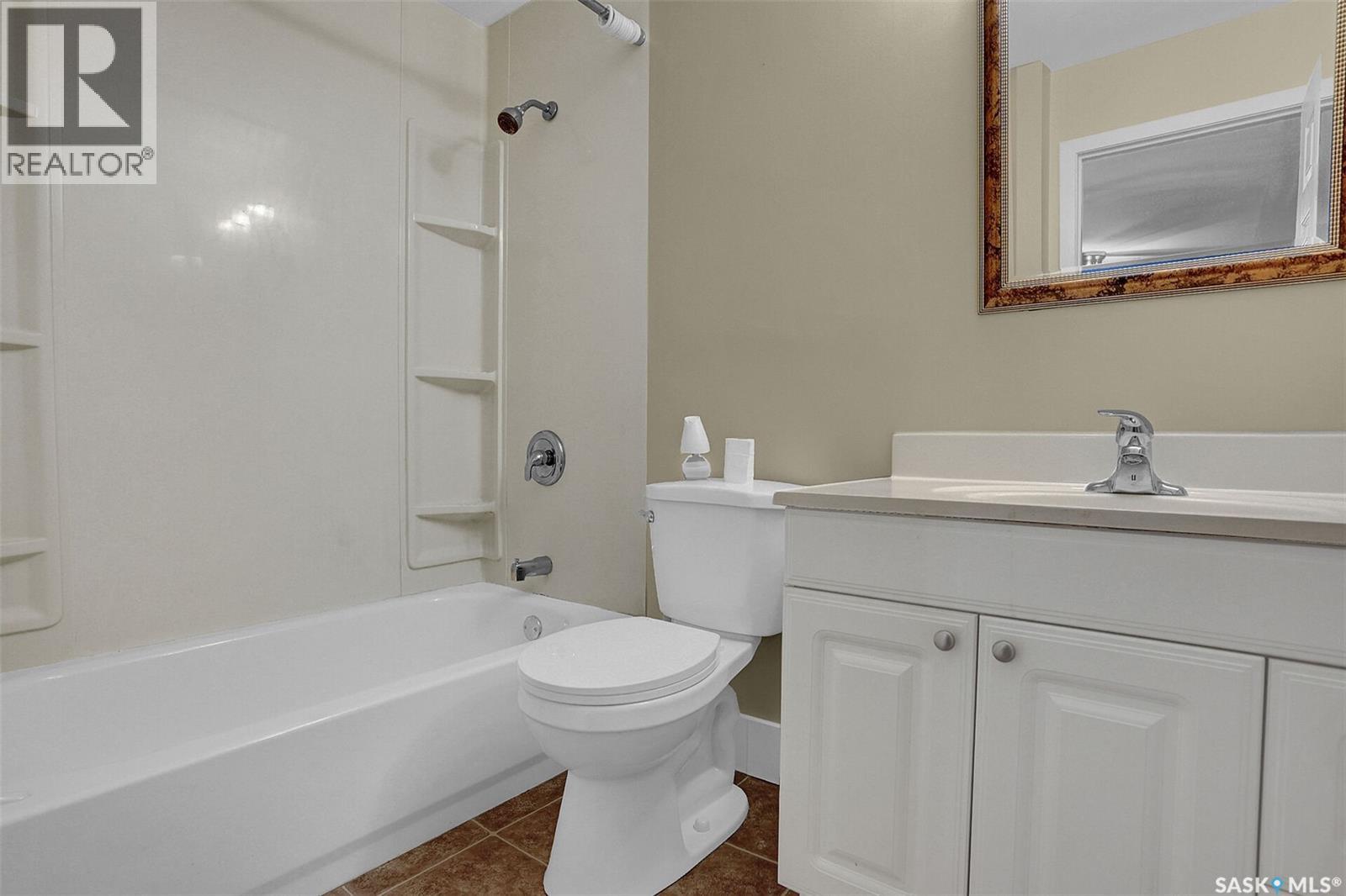 Photo 14 of 13 2358 Rae Street, Regina SK