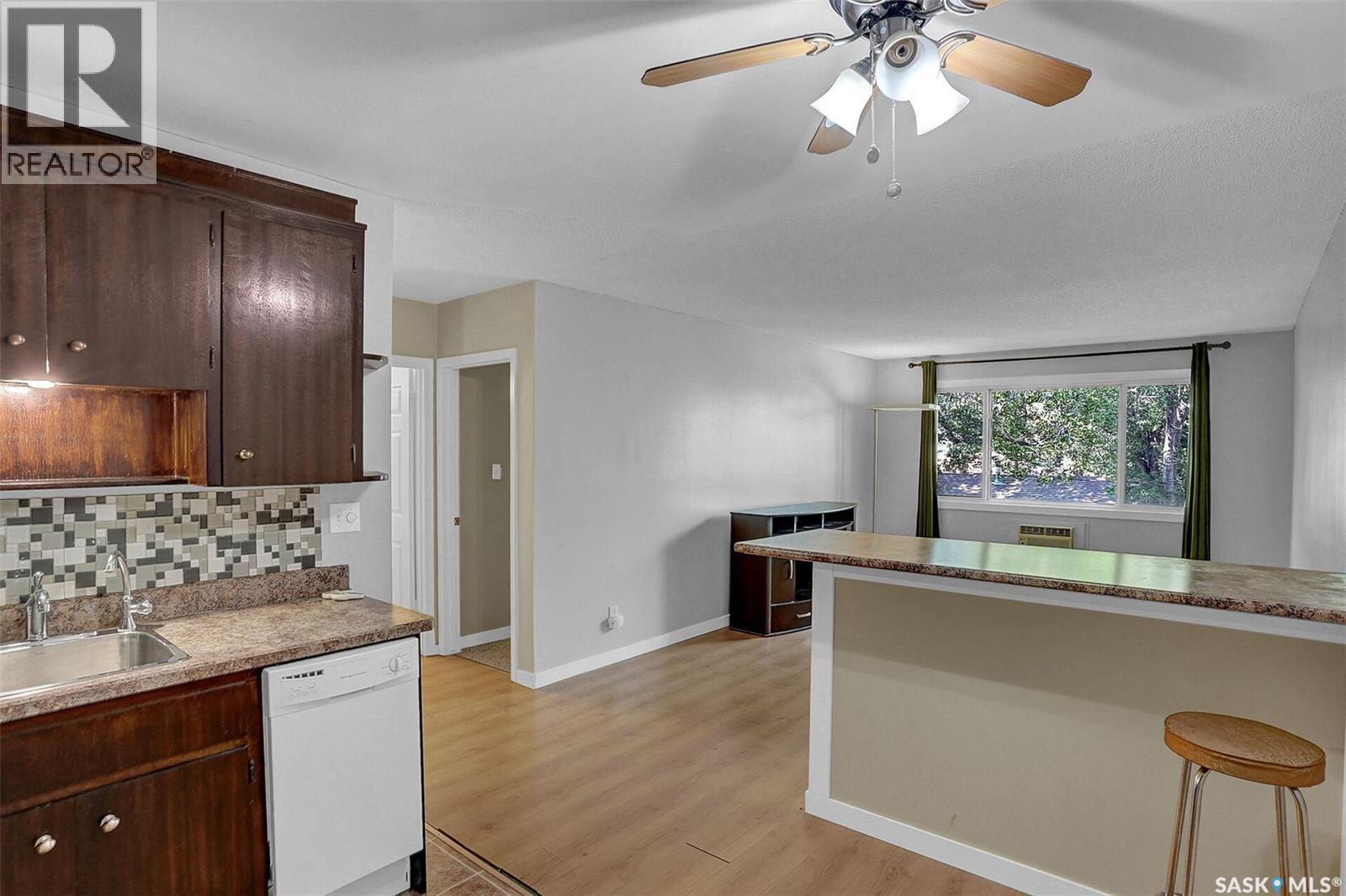 Photo 7 of 13 2358 Rae Street, Regina SK