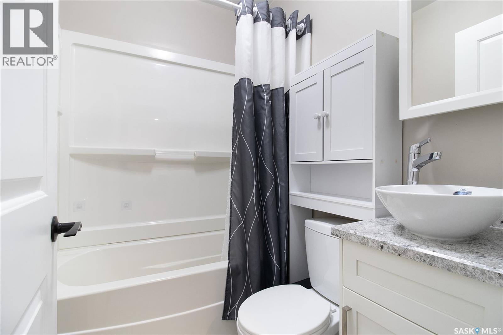 Photo 15 of 1126 Campbell Street, Regina SK