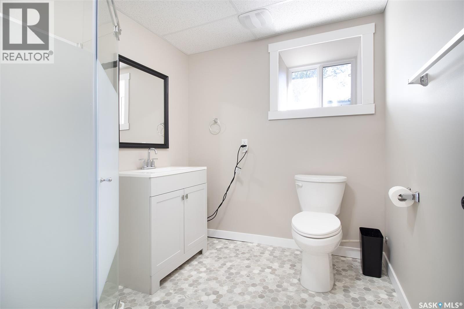 Photo 22 of 1126 Campbell Street, Regina SK