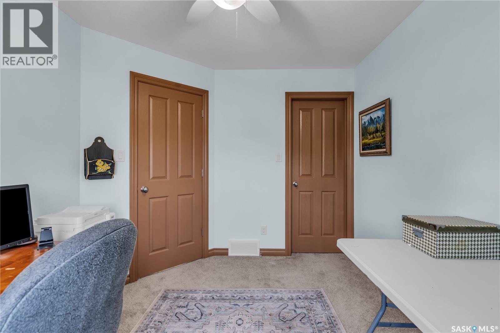Single Family House 2 Level for Sale in  nd AVENUE Regina 