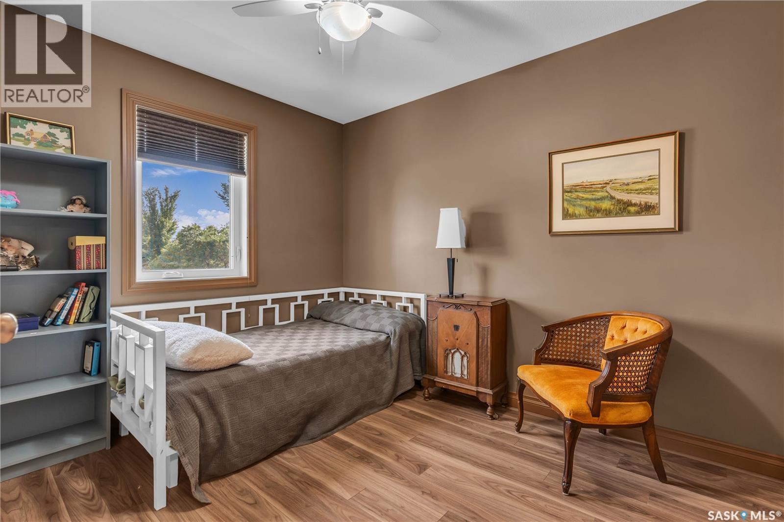 Single Family House 2 Level for Sale in  nd AVENUE Regina 