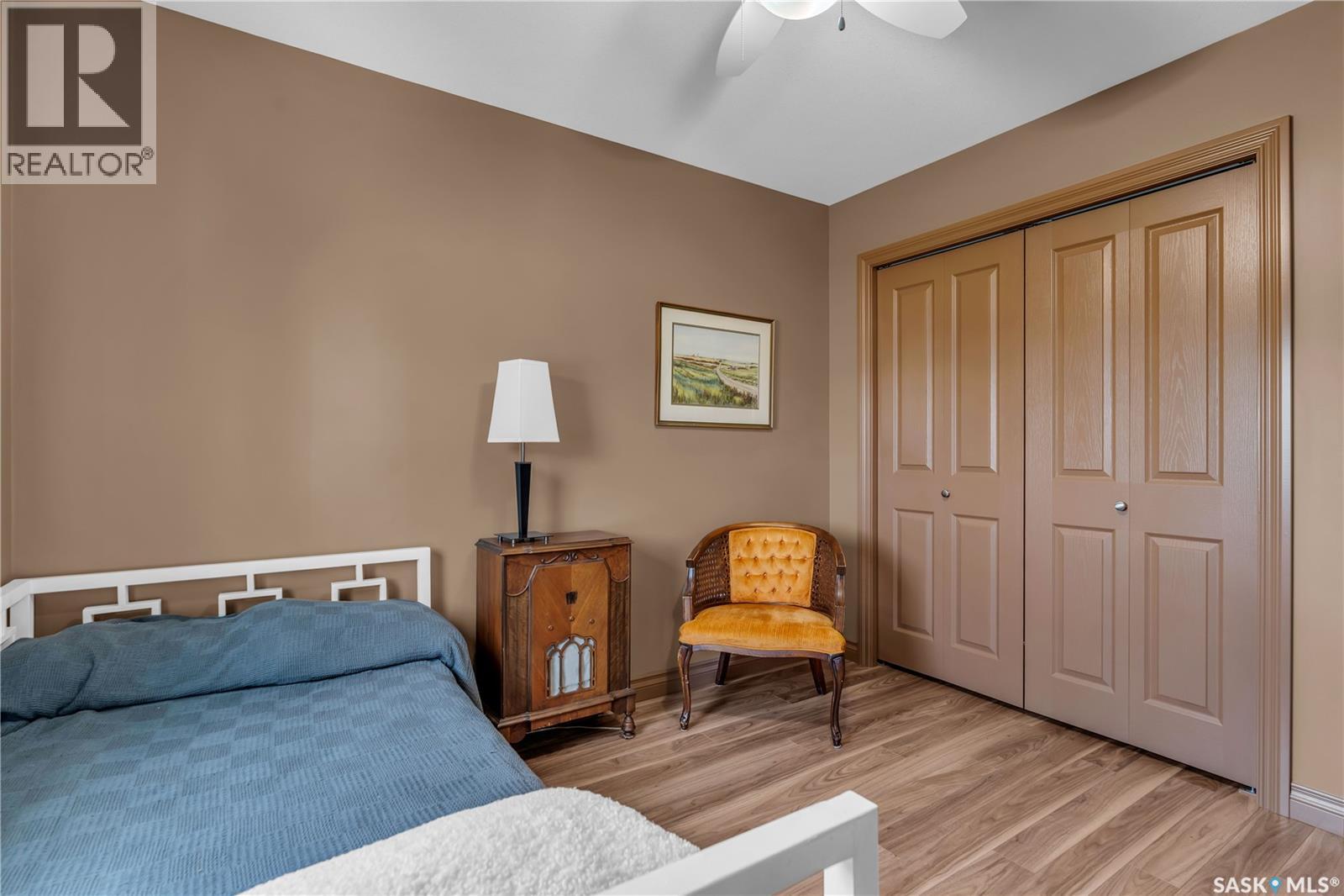 Single Family House 2 Level for Sale in  nd AVENUE Regina 