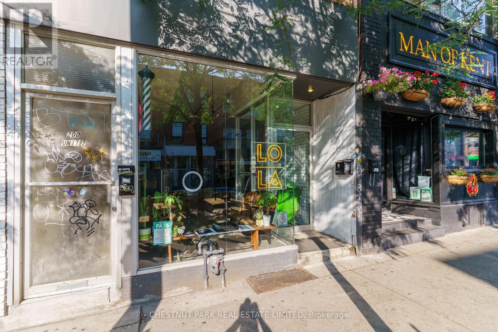 Photo 8 of 200 Ossington Avenue, Toronto ON