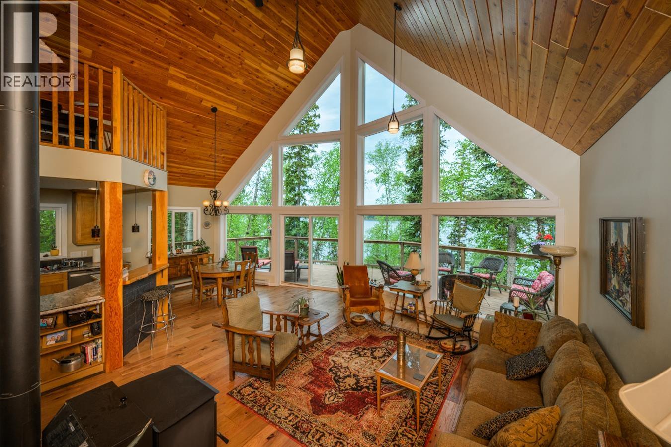Photo 3 of 57700 S Somerset Drive, Cluculz Lake BC