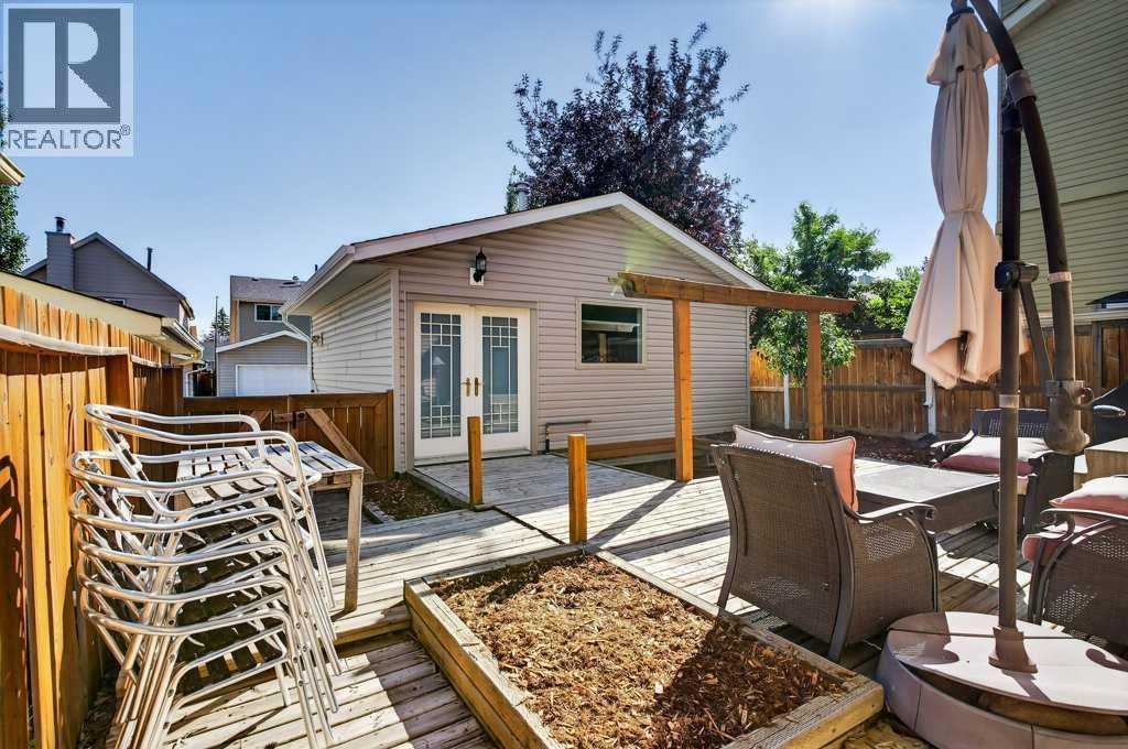Photo 37 of 7 Strathearn Rise Sw, Calgary AB