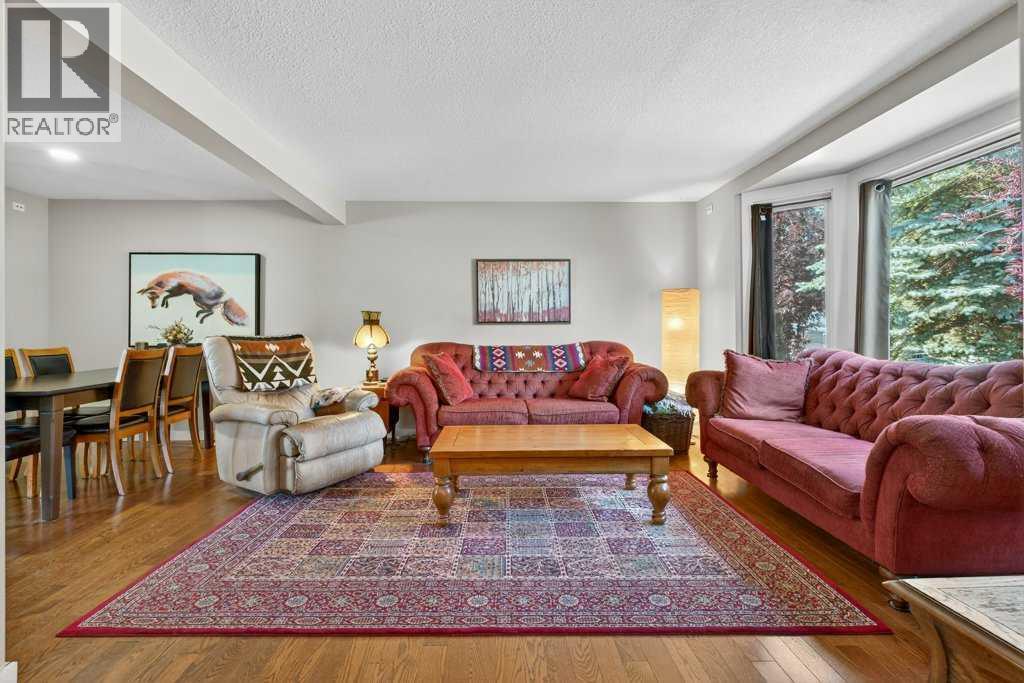 Photo 6 of 7 Strathearn Rise Sw, Calgary AB