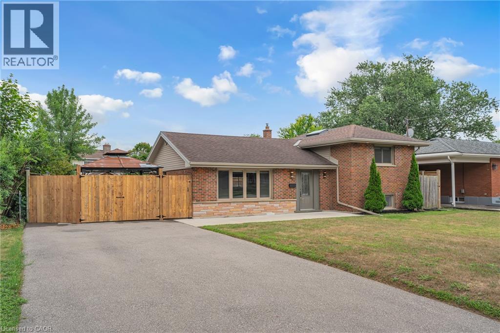 Photo 43 of 35 Hickery Place, Brantford ON